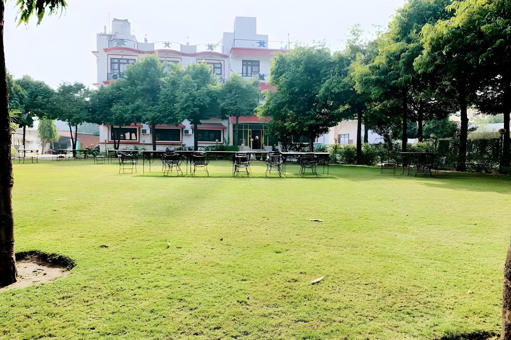 Hotel Amrapali Jaipur Extérieur photo